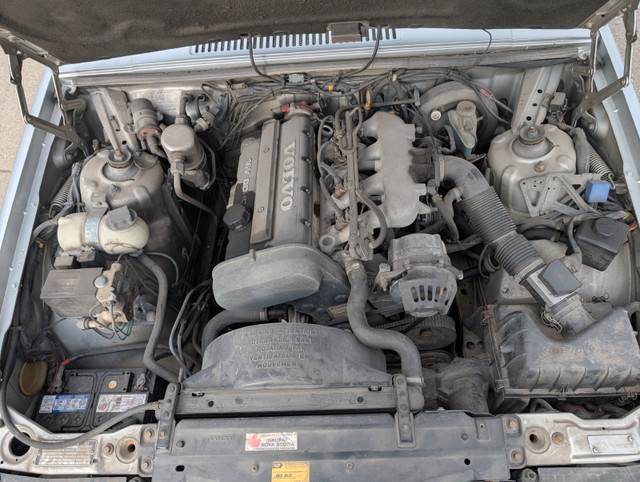 1990 Volvo 740 GLE Wagon in Cars & Trucks in Calgary - Image 4