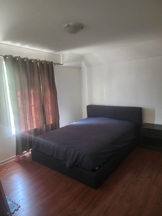 Grande chambre a louer dans une maison — photo 1