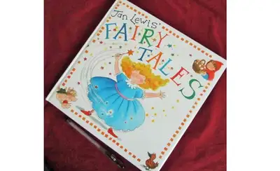 Four Delightful Fairy Tales, each retold with an easy to read rhyme and brought to life with fun ill...