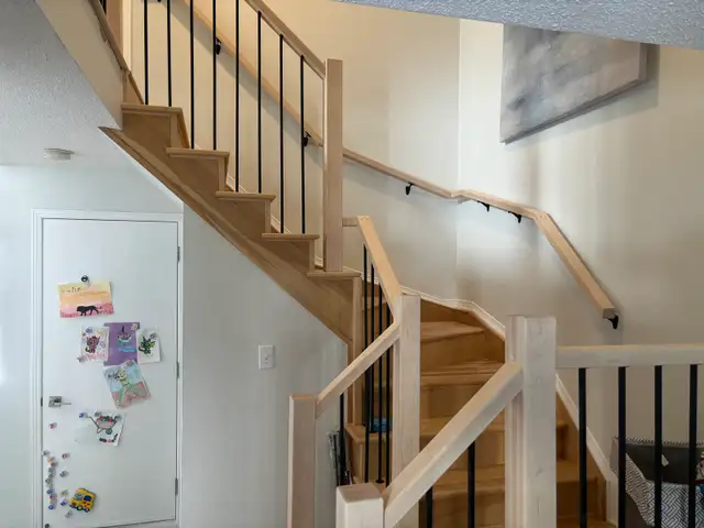 INTERIOR AND EXTERIOR CARPENTRY 582838662108303364