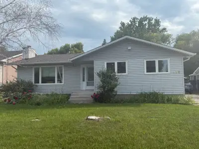3 bedroom main floor rental