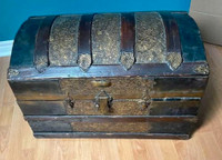 1800's Dome Steamer Trunk/Chest Camel Hump 