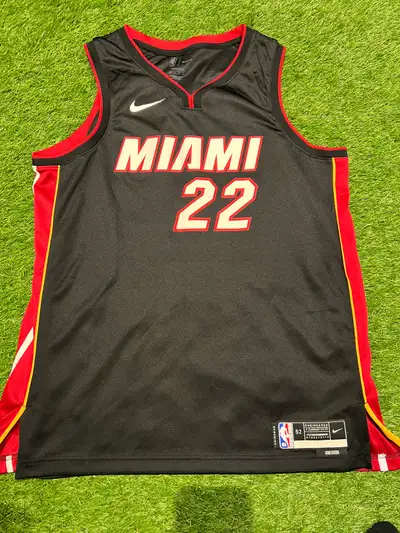 Size: 52 Name and numbers are professionally pressed, twilll appliqué Nike jock tag Condition: Very...