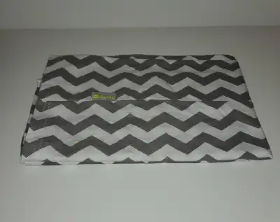 Itzy Ritzy Infinity Breastfeeding Scarf Cover NURSING HAPPENS Gray White Chevron Zig Zag Print Tag s...