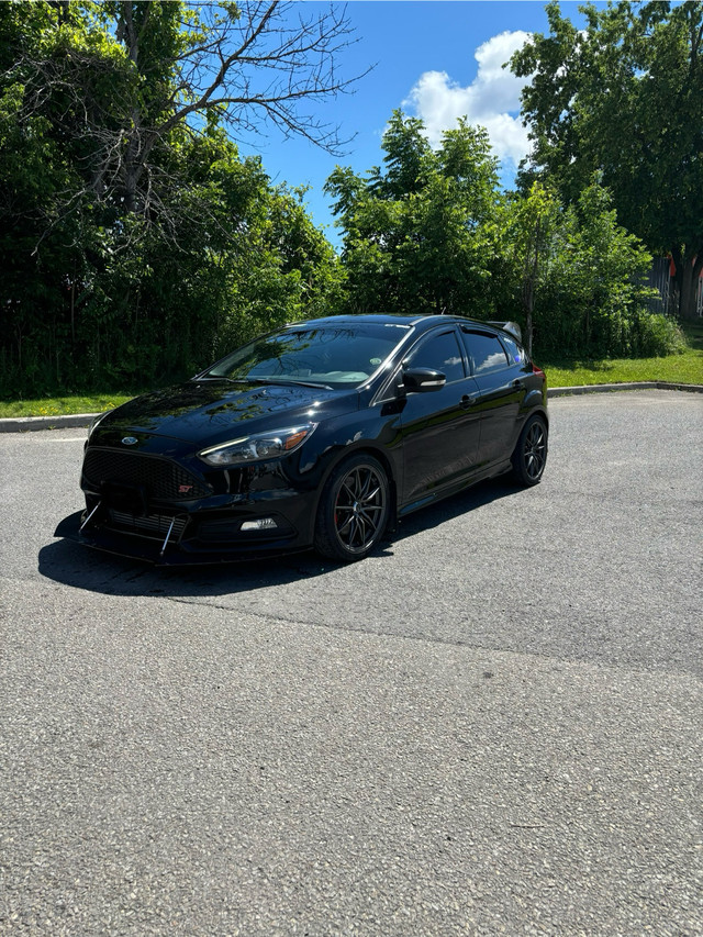 ford focus st  in Cars & Trucks in Ottawa