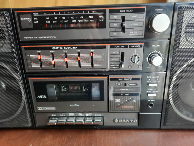 Sanyo Blaster type portable radio. Professionally refurbished in Stereo Systems & Home Theatre in City of Toronto - Image 2