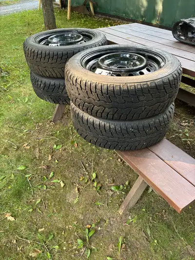 205/55R16 Uniroyal Tiger Paw Ice & Snow on Toyota Corolla steel rims . Tires are like new condition,...