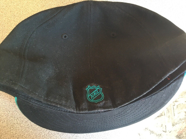NHL San Jose sharks new era 59 fifty ball cap hat in Arts & Collectibles in Gatineau - Image 4