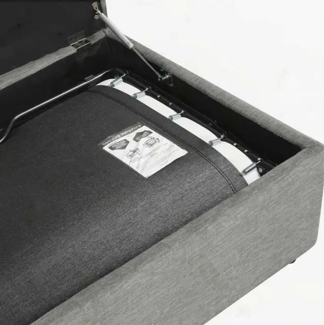 twin sized pull out folding otter man sleeper in Other in Peterborough - Image 4