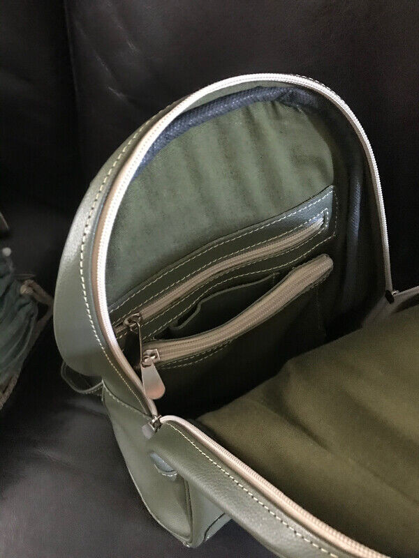 Genuine handmade leather backpack dans Femmes - Sacs et portefeuilles  à Ville de Montréal - Image 4