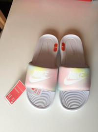Nike Victori One Slide Sandals Women Size 11 *** BRAND NEW ***