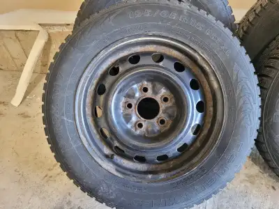 Selling 4x Nokian Nordman 7 winter tires with rims Used for 2 season, with lots of tread left and no...