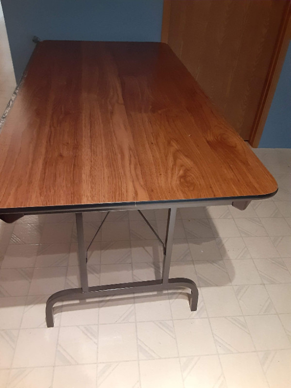 Folding  table with metal frame in Other Tables in Quesnel - Image 2