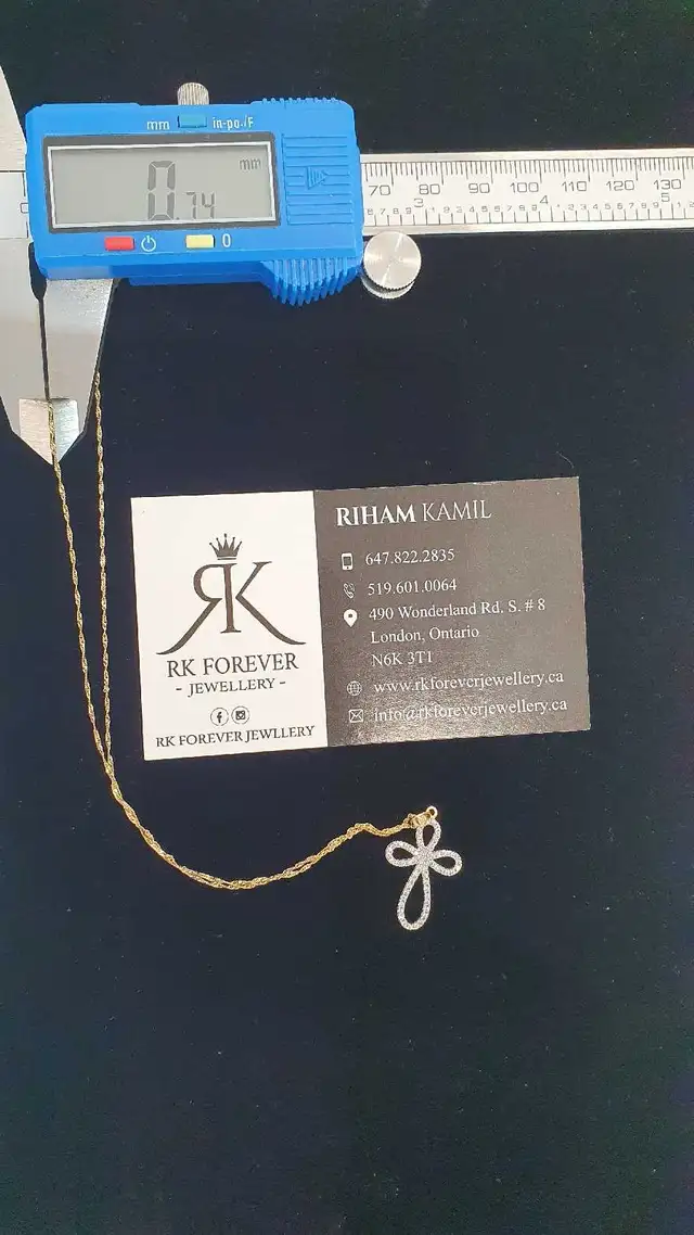 10k yellow gold chain & pendant # 412_11 in Jewellery & Watches in London - Image 10
