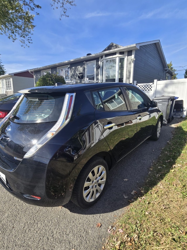 2017 Nissan LEAF S — photo 3