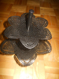 2 tier jewelry metal mesh tray stand