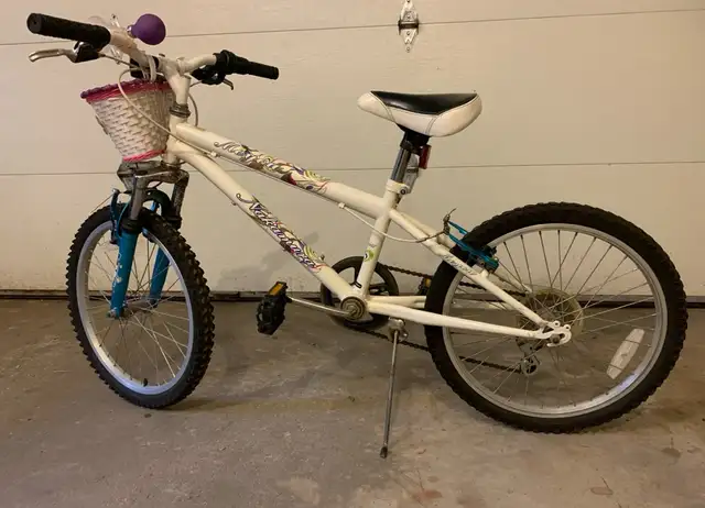 BIKE. | Kids | Guelph | Free local classifieds - Kijiji