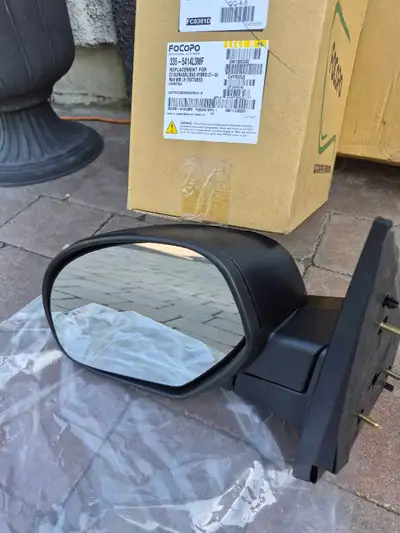 2 rétroviseurs neufs manuels. 1. Camions Chev./Silverado/GMC Sierra. 2007-2013 côté chauffeur. No. a...