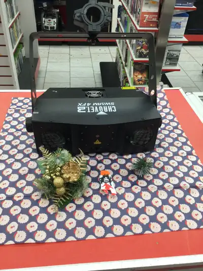 lumière de scène Chauvet Dj swarm 4fx , View more