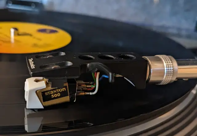 Technics headshell with Stanton 500 cartridge, new stylus in Performance & DJ Equipment in City of Toronto - Image 2