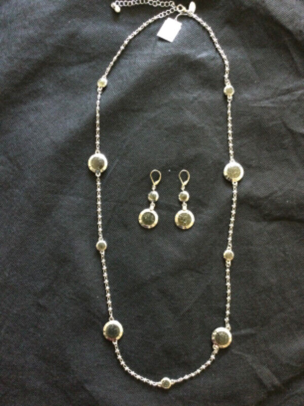 Lia Sophia “Molecule” necklace/earring set in Jewellery & Watches in Downtown-West End