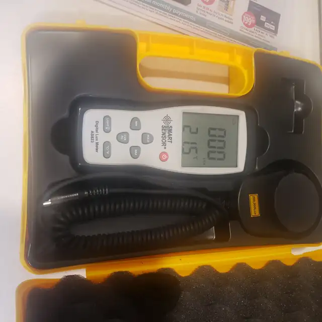 Digital light meters (see description for $50) in Indoor Lighting & Fans in Ottawa - Image 2