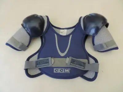 Children's Size Large Hockey Shoulder Pads (St. Vital), View more
