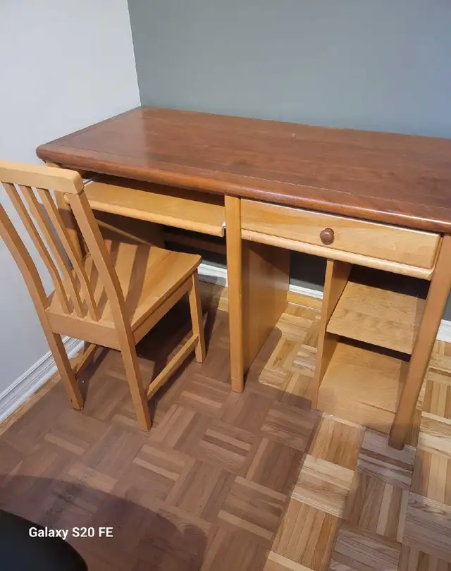 Ensemble lit simple, bureau et commode in Multi-item in Laval / North Shore - Image 6
