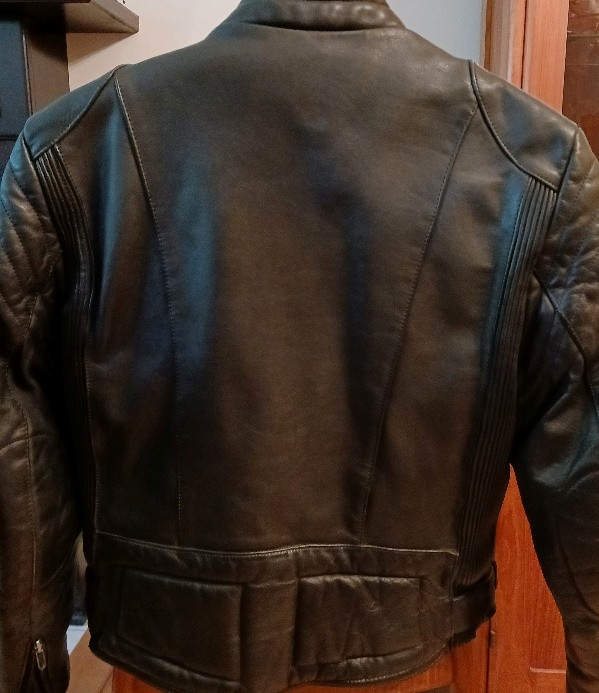 Men's Echt Leder (Leather) Biker Jacket (Roberg) - For Sale in Men's in Campbell River - Image 3