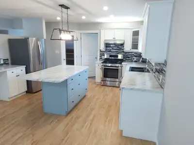 Spacious 5 Bedroom, 3 Bath Home for Rent – 801 20th Street NE, Salmon Arm $3000 a month Located at 8...