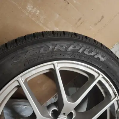 Pirelli Scorpion radial Winter tires 255/50/R19