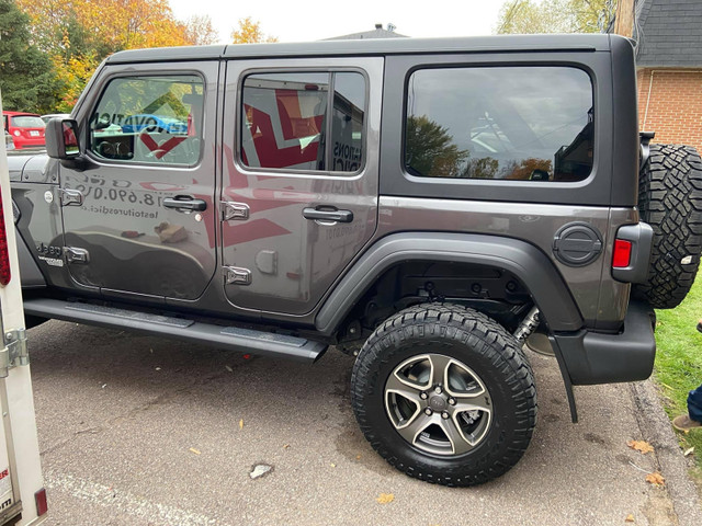 Jeep wrangler unlimited sport 2021 in Cars & Trucks in Gatineau - Image 3