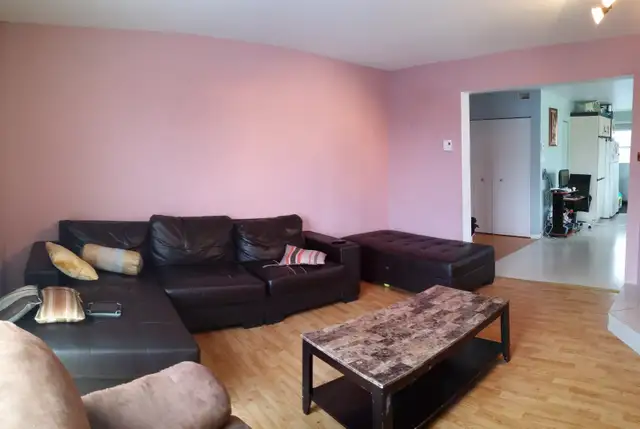 Longueuil  : très grand 5.5 , 2e étage 3plex, libre!!! in Long Term Rentals in Longueuil / South Shore - Image 3