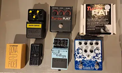 Earthquaker Devices - Avalance Run - Delay/Reverb - $150.00 SOLD Boss CE-5 Chorus - older analog cir...