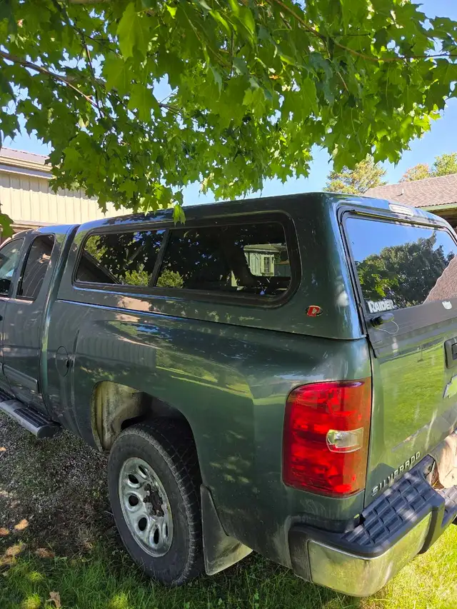silverado LT truck topper | Other Parts & Accessories | Chatham-Kent ...