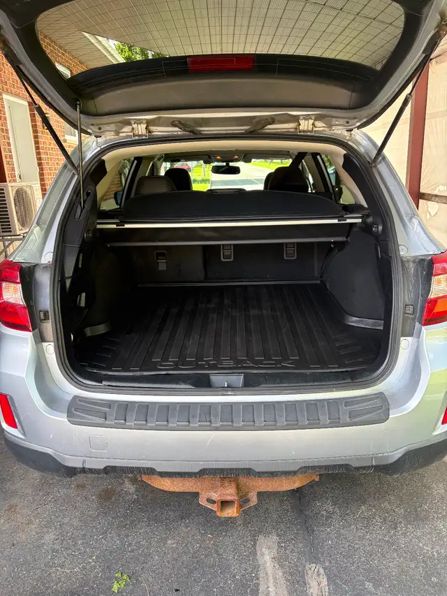 Subaru outback 2015 in Cars & Trucks in Drummondville - Image 4