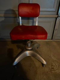 Mid century modern office chair general fireproofing (gio Ponti)