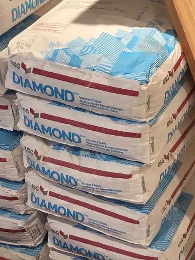 Diamond vineer plaster. Used with basecoat for real plaster finsihes. 15 bags available. Drywall Mud...