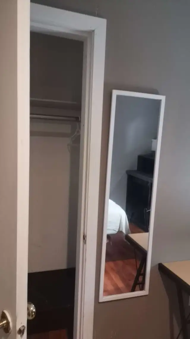 one of semi upstairs bedroom for rent-close to UR in Room Rentals & Roommates in Regina - Image 8