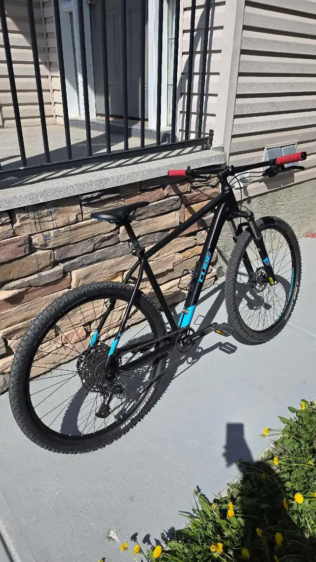 CUBE ANALOG 1x12 Drivetrain 29er Large frame in Mountain in Calgary - Image 7