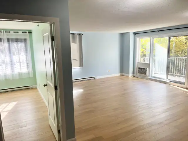 Condo 4 1/2 à louer