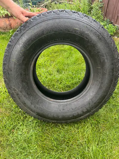 I am selling 4 Firestone Winterforce UV P265/75R16 114S tire, which is in excellent, nearly new cond...