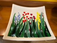 EUC Hand Made Glass Plate with a Decorative Arrangement of Tulip