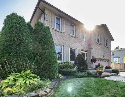 Off-Market Opportunity | Blue Grass Meadows - Whitby, ON (L1N 7L7) A beautifully maintained 2-storey...