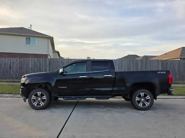 2015 Chevrolet Colorado Z71 LTZ 4x4 Saftied 