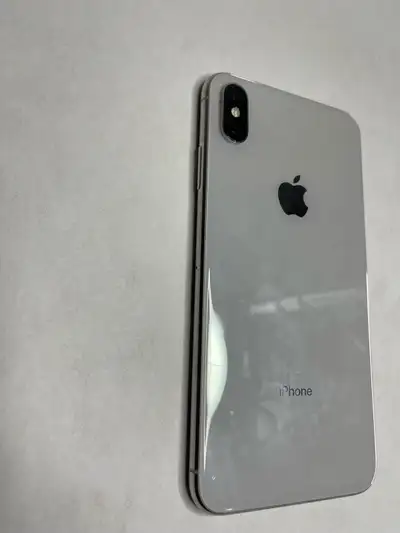 Silver IPhone Xs Max [256 GB], View more