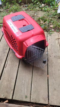 Dog or cat crate