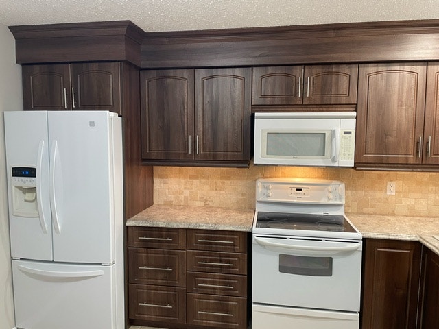 2 Bedroom condo in Rockland 1
