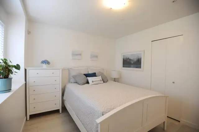 1 beautiful private furnished BR in a 2 BR suite, Joyce Station in Room Rentals & Roommates in Vancouver - Image 7