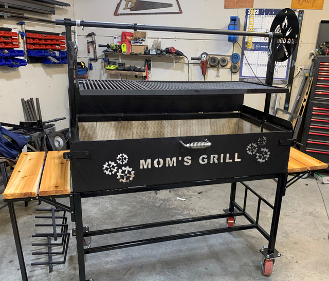 wood fired grill bbq Santa Maria grill in BBQs & Outdoor Cooking in Woodstock - Image 2